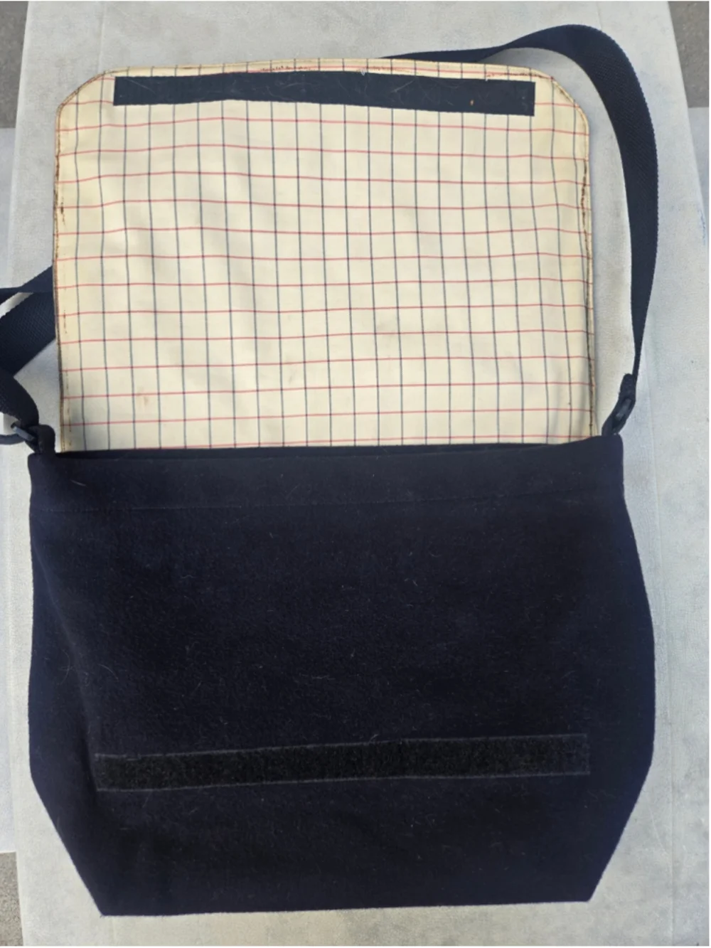 Women's Kate Spade Large Navy Red Striped Messanger Crossbody Bag One Size